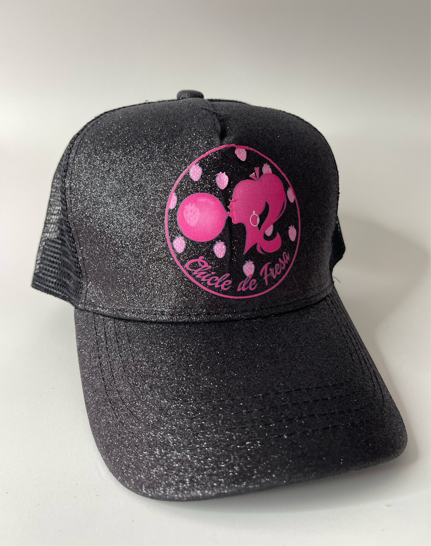 Gorra Chicle de Fresa glitter negro pompa