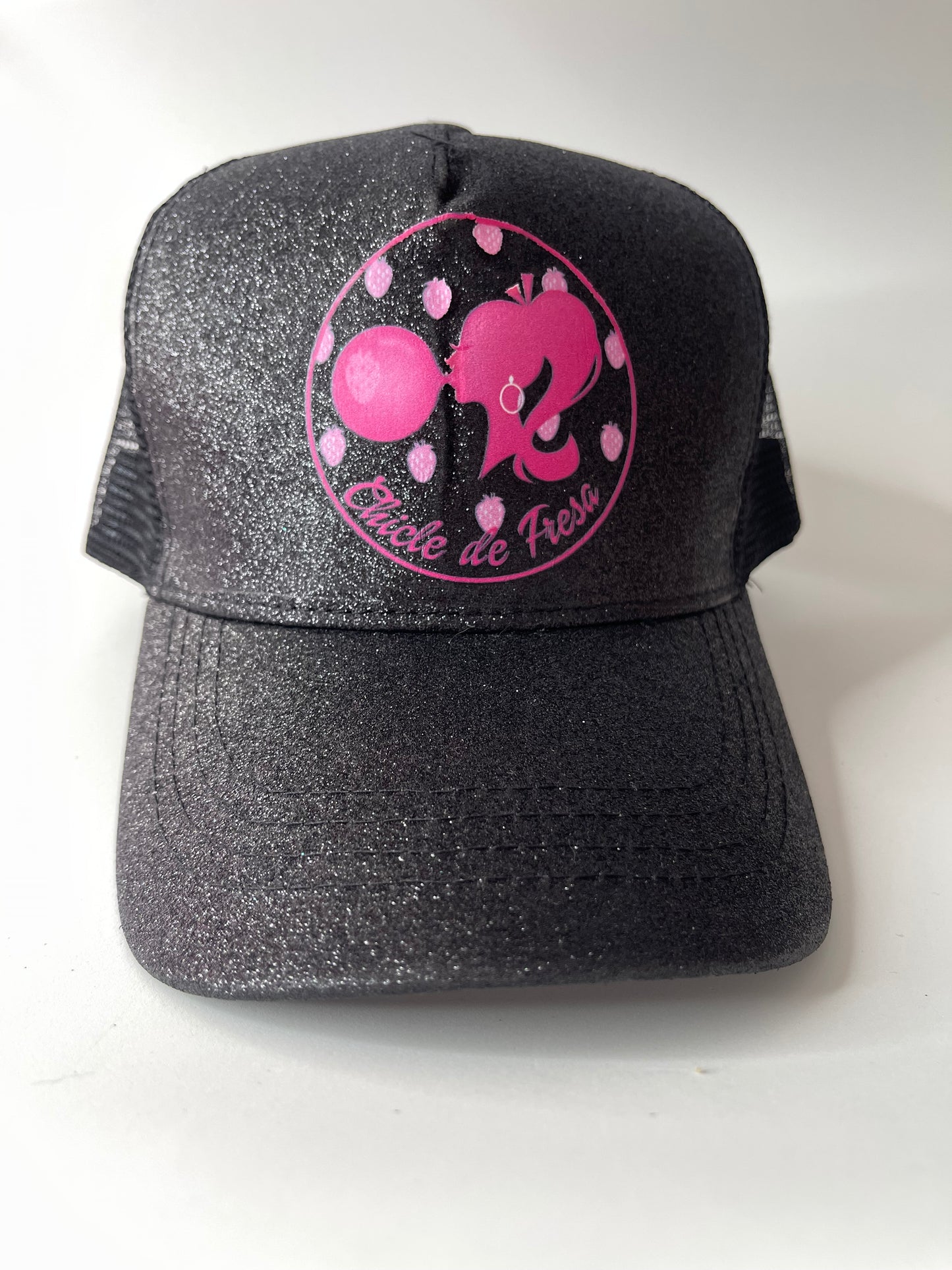 Gorra Chicle de Fresa glitter negro pompa